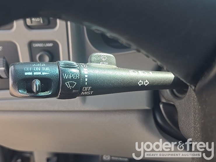 2002-chevrolet-silverado-2500hd-image-94