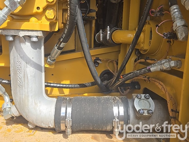 2017-caterpillar-336fl-image-61