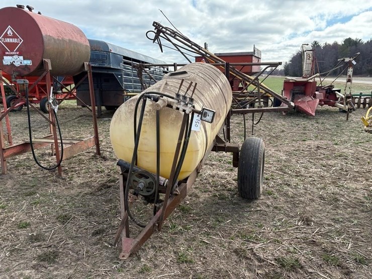 300gal-sprayer-24'-booms-image-2