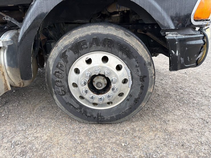 2007-sterling-at9500-image-16