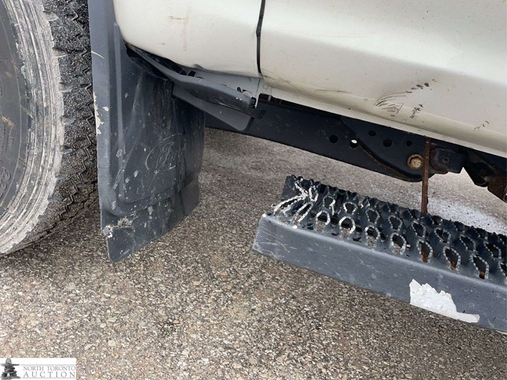 2019-ford-f350-image-28