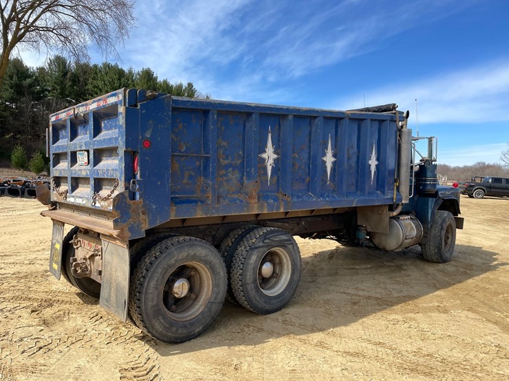 #401-•-1991-mack-rb688s-dump-truck-(has-mn-title)-image-5