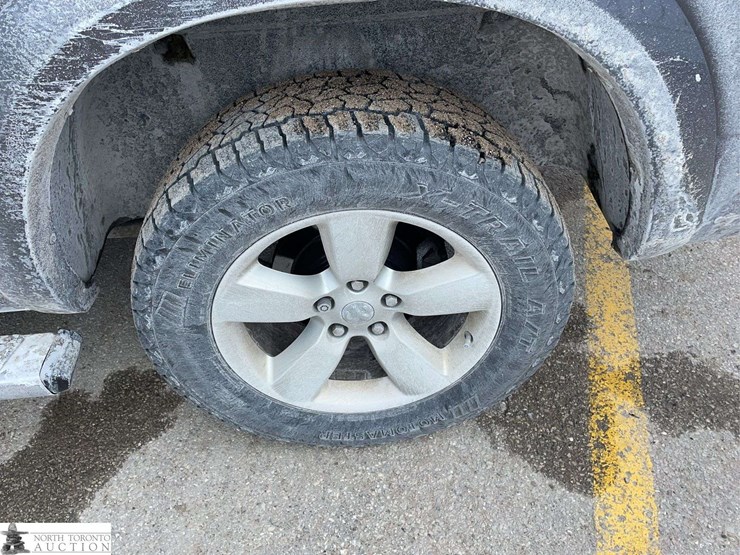 2017-dodge-1500-image-24