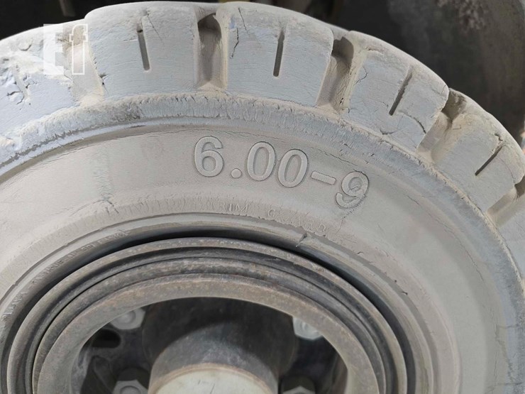 2019-caterpillar-gp25n-image-28