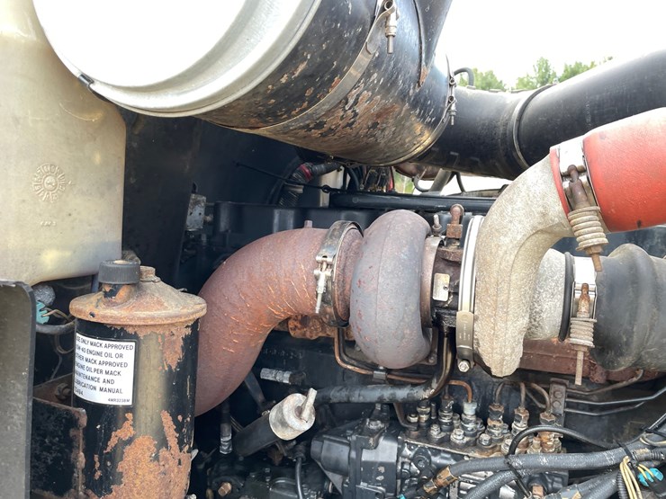 #400-•-1997-mac-ch600-semi-(has-wi-title)-image-59