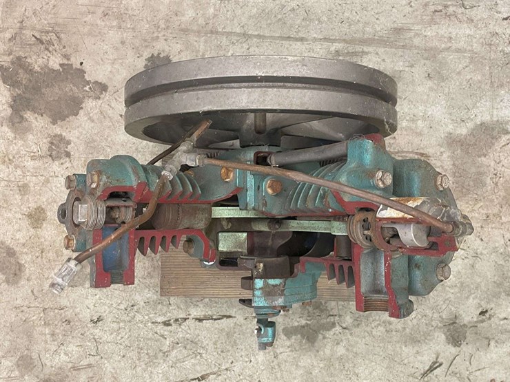 cut-away-engine-image-10