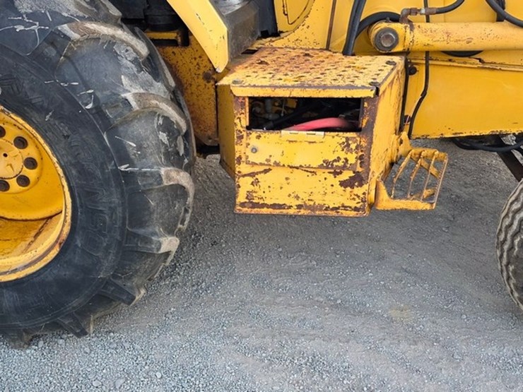 1995-john-deere-310d-image-37