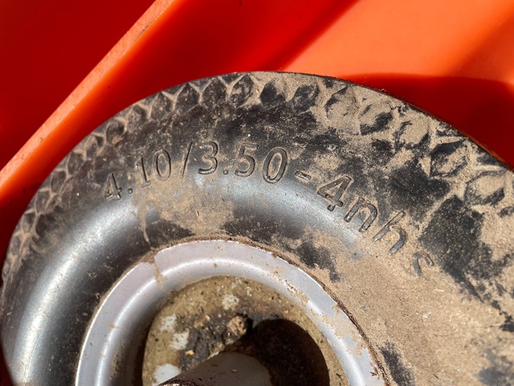 #3957-•-highcroft-feed-cart-image-15