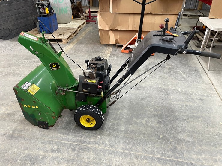 #3968-•-john-deere-trs24-snowblower-image-6