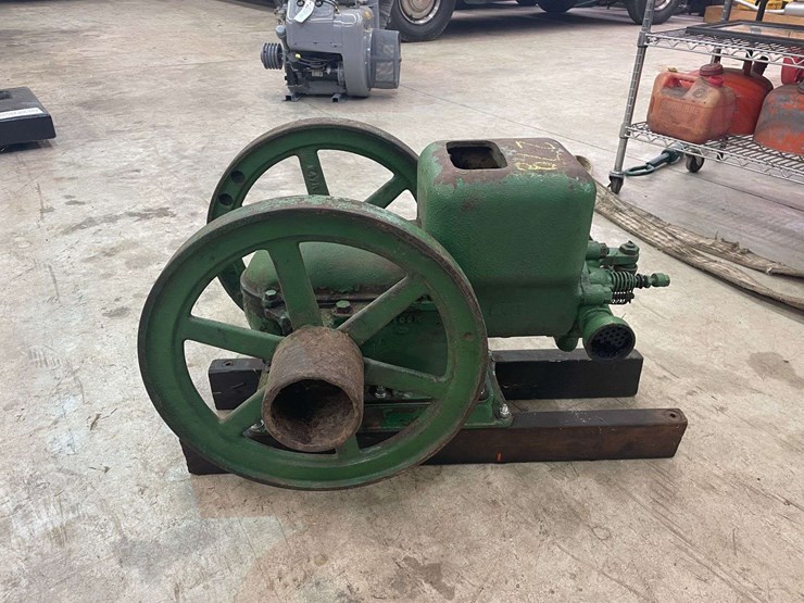 john-deere-11-image-5