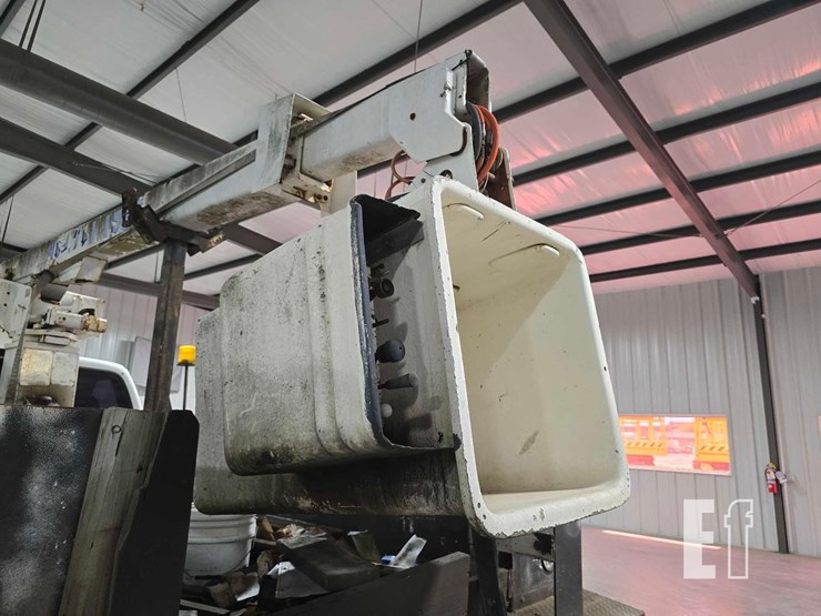 1999-ford-f450-image-21