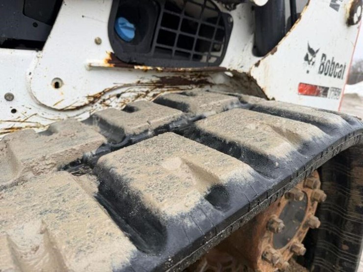 2016-bobcat-t750-image-33