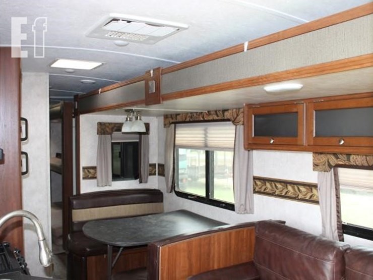 #6302-2015-keystone-ultra-lite-premier-by-bullet-3-image-7