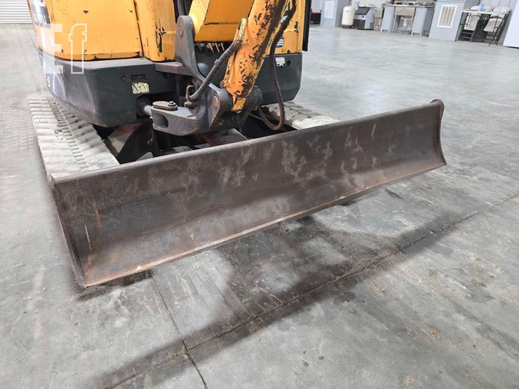 2013-hyundai-robex-35z-9-image-14