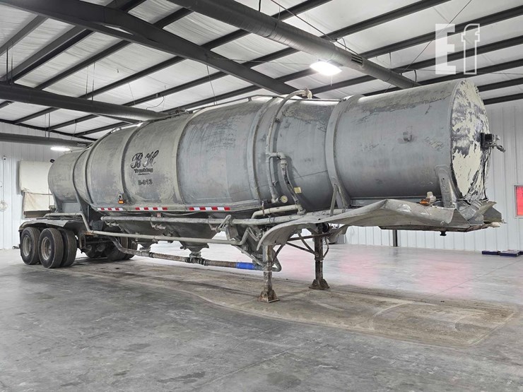 1974-1974-38-foot-tank-trailer-6238-image-2