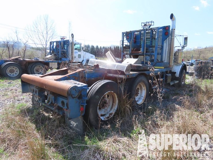 2010-kenworth-t800-image-3