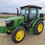 JOHN DEERE 5075E