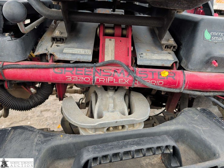 2013-toro-groundsmaster-3320-image-27