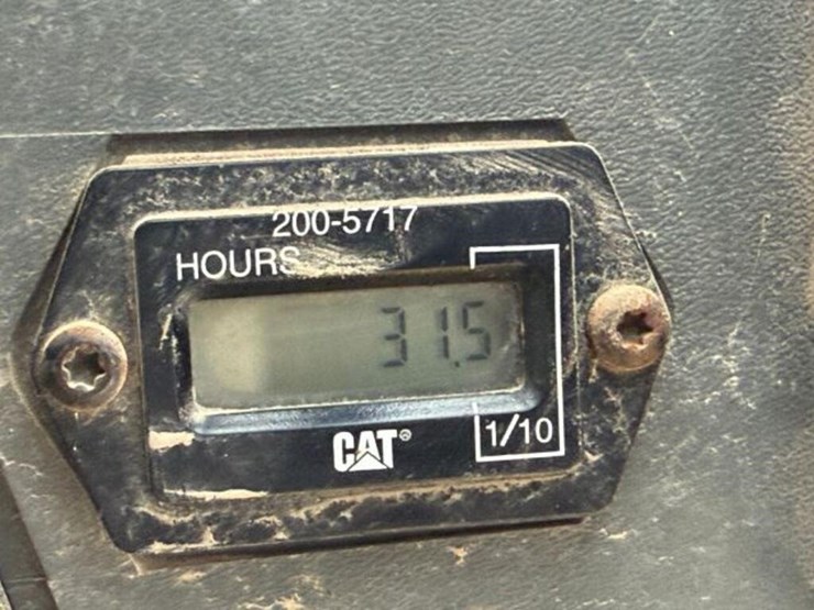 2009-caterpillar-232b2-image-7