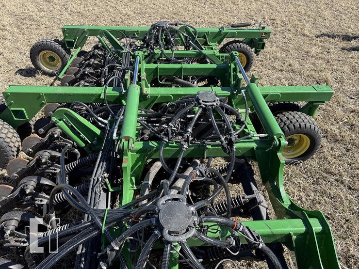 2012-john-deere-1890-image-37