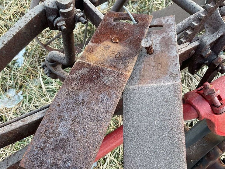 two-bottom-plow-image-17