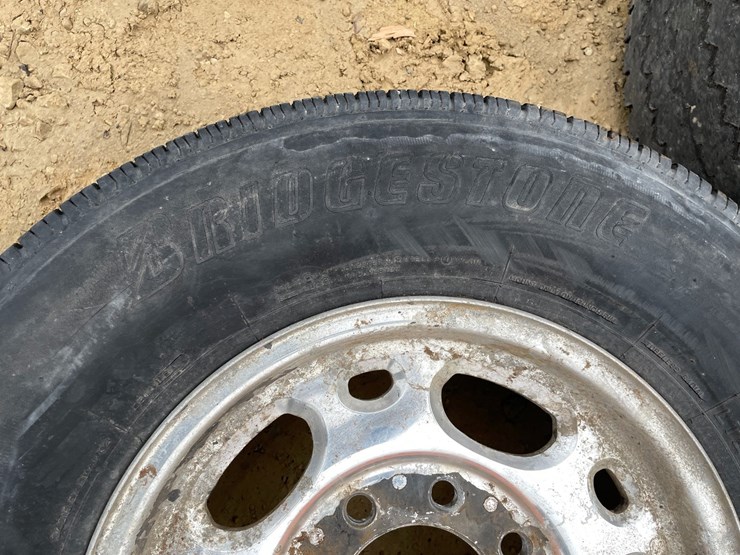 #3926-•-(6)-spare-rims-and-tires-image-38