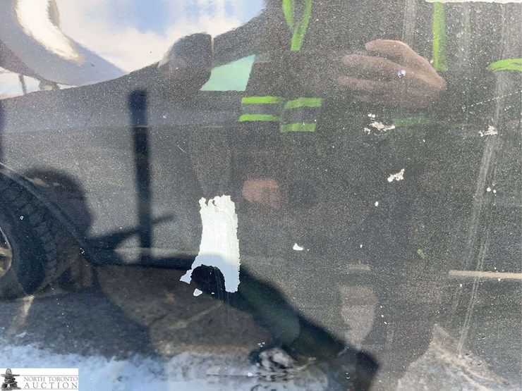 2017-chevrolet-tahoe-image-25