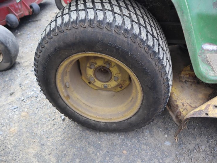 john-deere-212-image-8