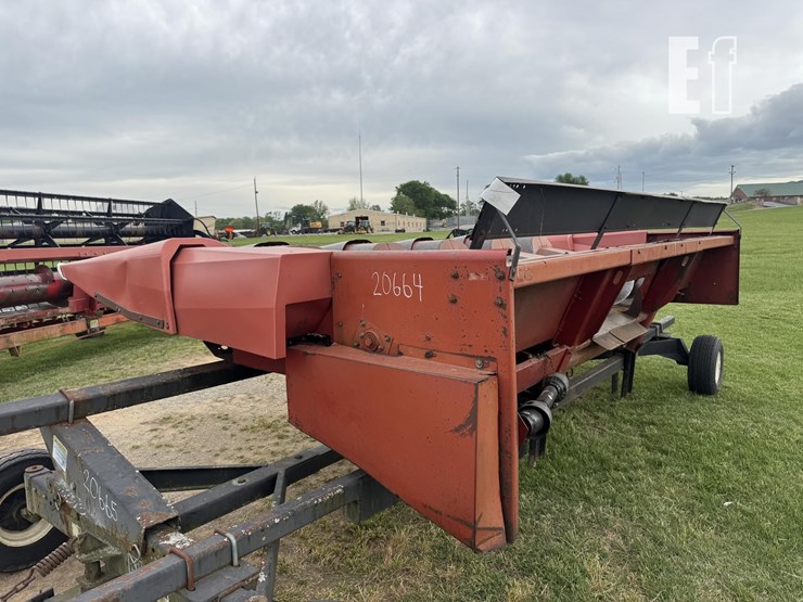 case-ih-1063-image-12