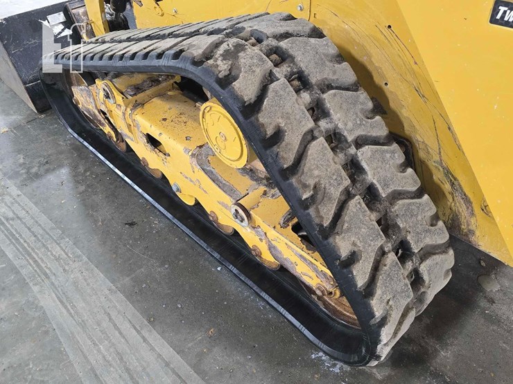 2020-caterpillar-289d3-image-32