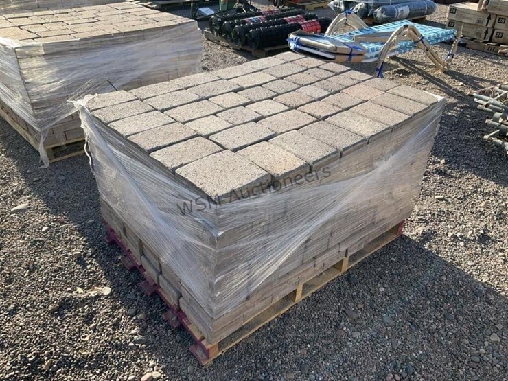 pallet-of-stone-pavers-image-2