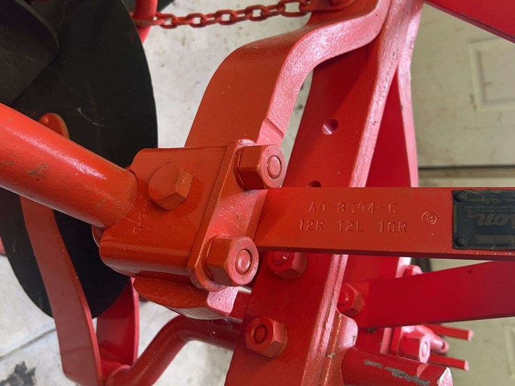 one-bottom-ferguson-plow-image-4