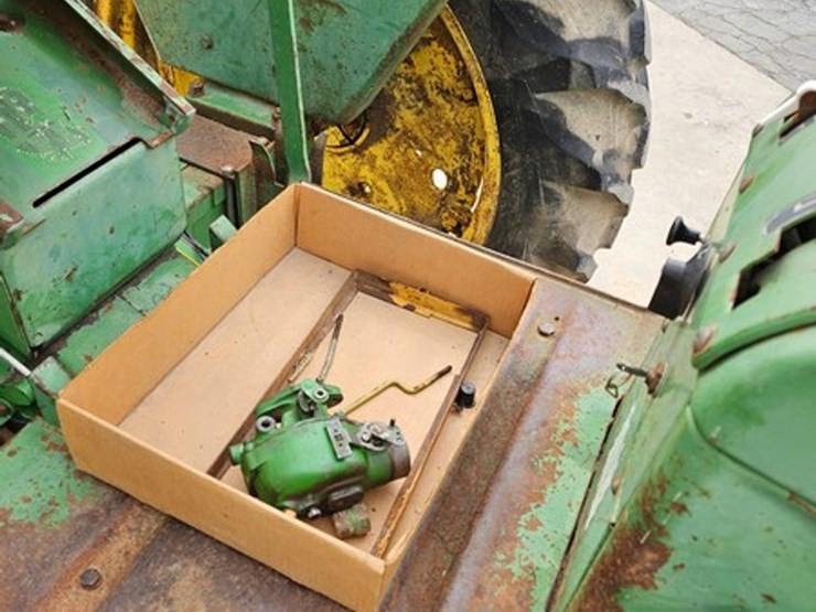 1965-john-deere-2010-image-19
