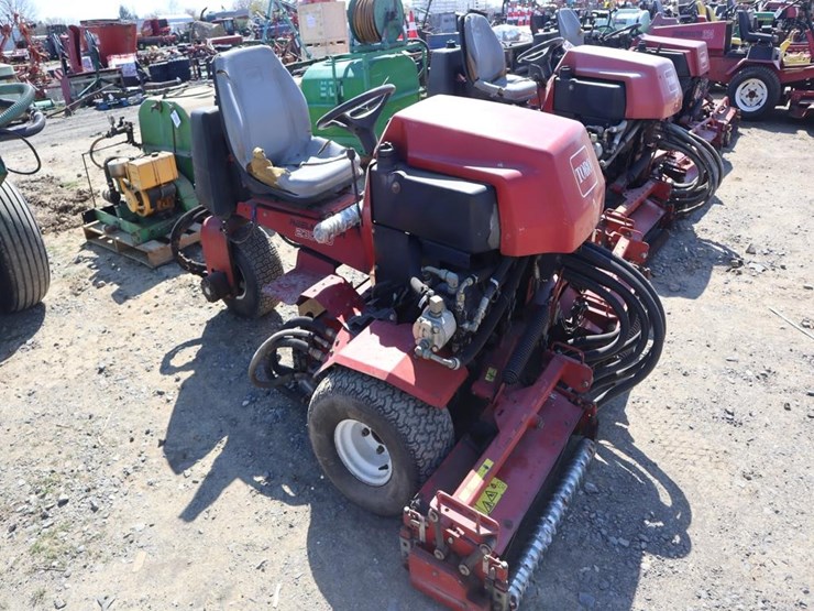 toro-reelmaster-2300d-image-1