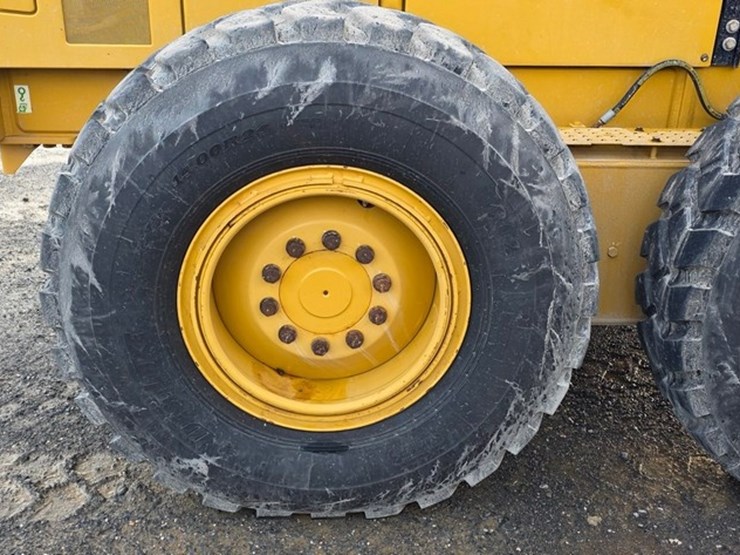 2020-caterpillar-140-image-29