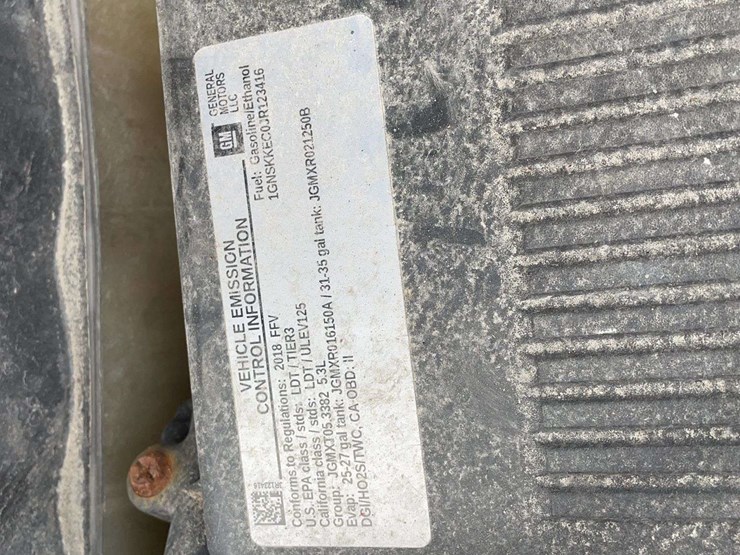 2018-chevrolet-suburban-image-27