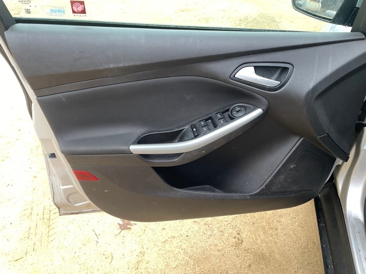 #505-•-2014-ford-focus-se-(has-wi-rebuilt-title)-image-33