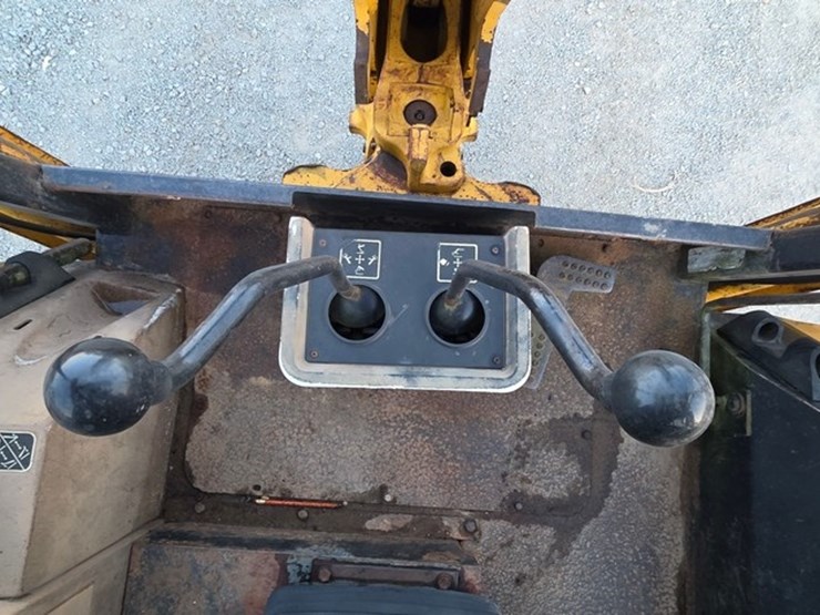 1995-john-deere-310d-image-57