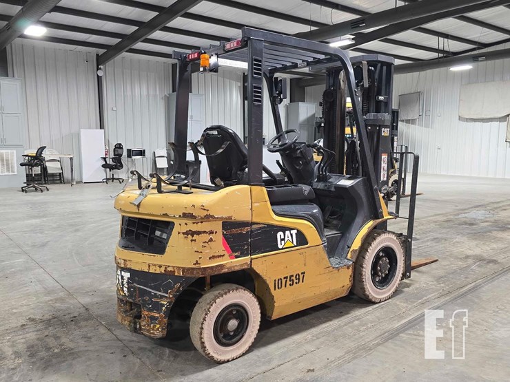 caterpillar-gp25n-image-3