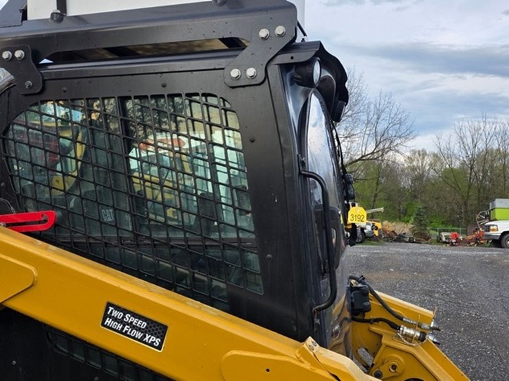 2022-caterpillar-272d3-image-10