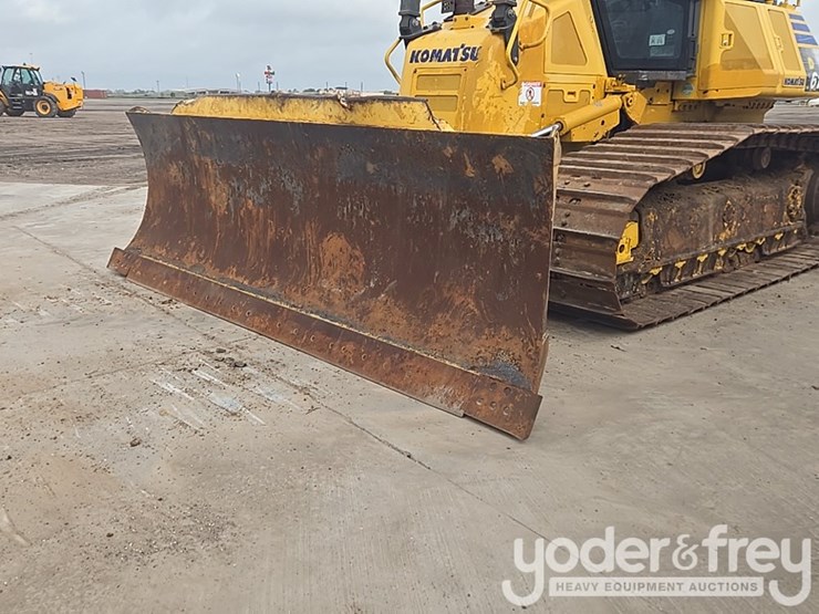 2014-komatsu-d61px-23-image-23