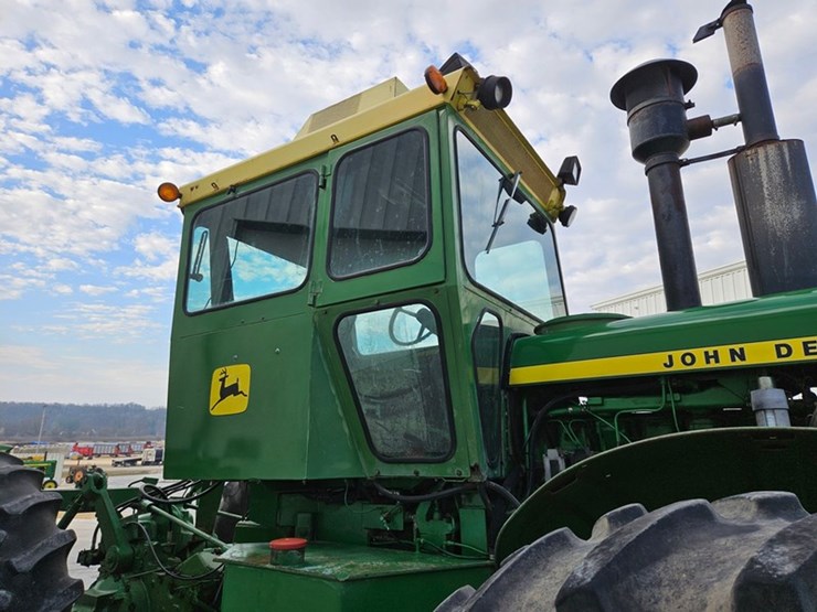 1974-john-deere-7520-image-28