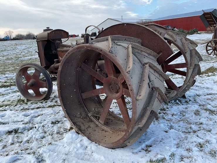 fordson-(england)-with-hamilton-rear-end-image-3