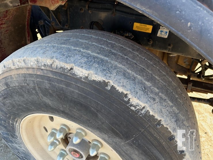 1999-kenworth-t800-image-23