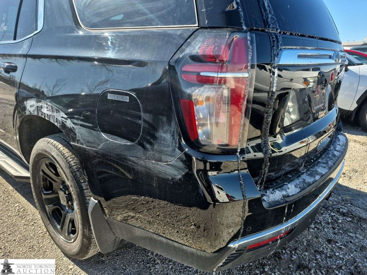 2021-chevrolet-tahoe-image-28