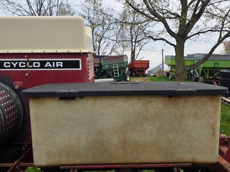 international-800-image-19