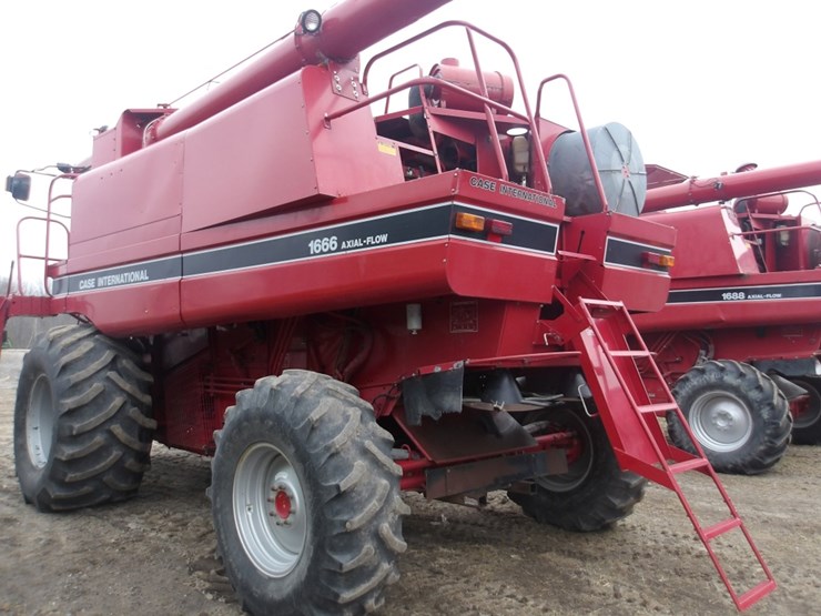 case-ih-1666-image-12
