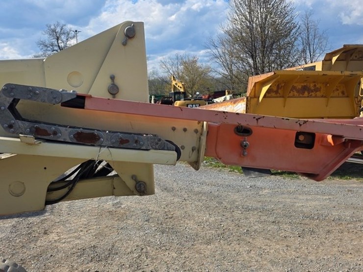 jlg-e400ajp-image-24