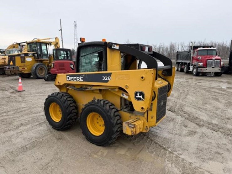 2007-john-deere-328-image-9