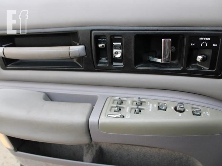 1995-chevrolet-impala-image-12